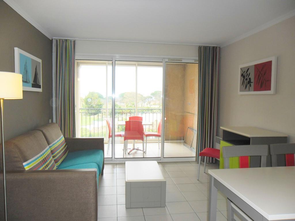 Aparthotel Echappee Bleue Immobilier - Les Marines Cogolin Zimmer foto