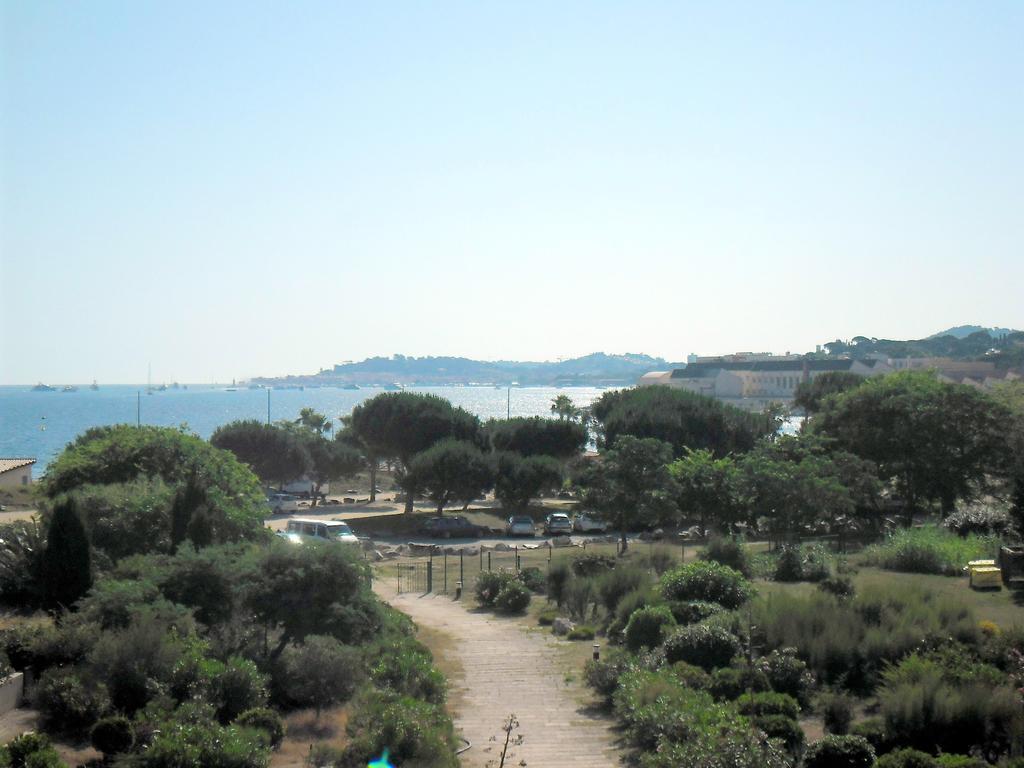 Aparthotel Echappee Bleue Immobilier - Les Marines Cogolin Zimmer foto