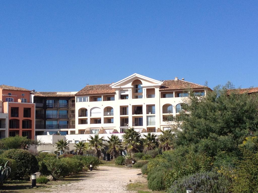 Aparthotel Echappee Bleue Immobilier - Les Marines Cogolin Exterior foto